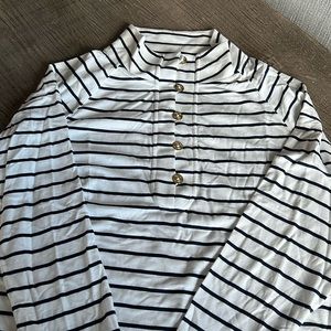 Lightweight soft cotton long sleeve top